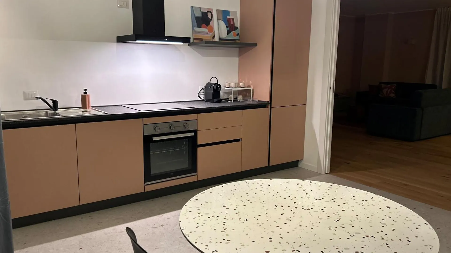 Fifty Eight Suite Milan Repubblica Three Bedrooms Apartman