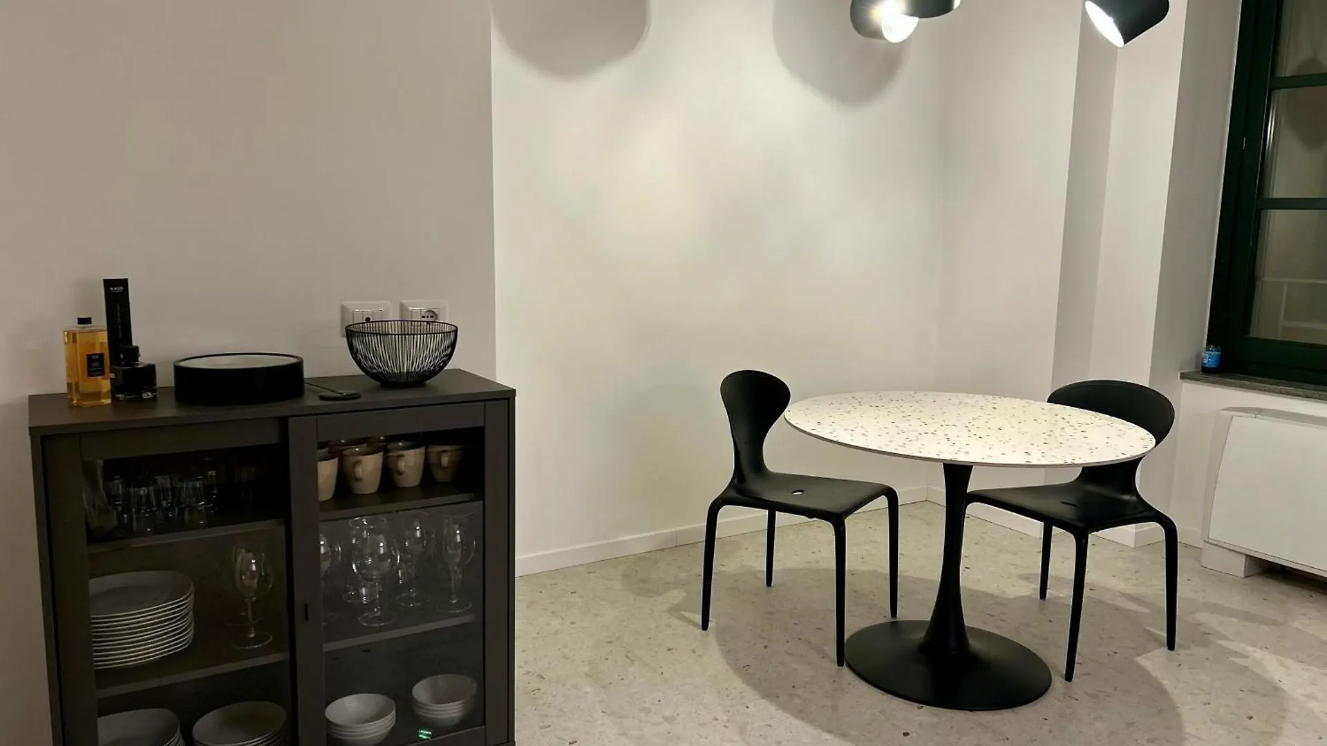 Fifty Eight Suite Milan Repubblica Three Bedrooms 이탈리아